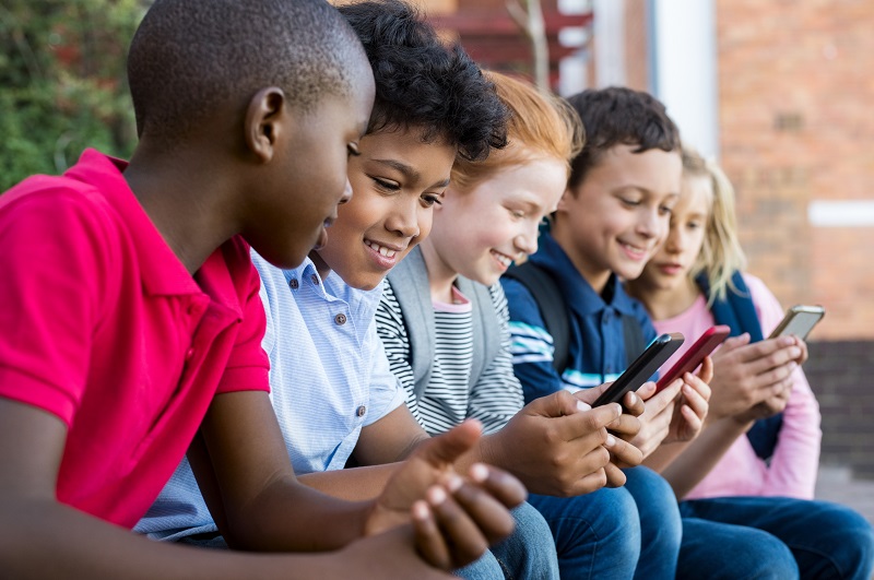 Why Don’t They Just Talk to Each Other?: Technological vs. IRL Conversations